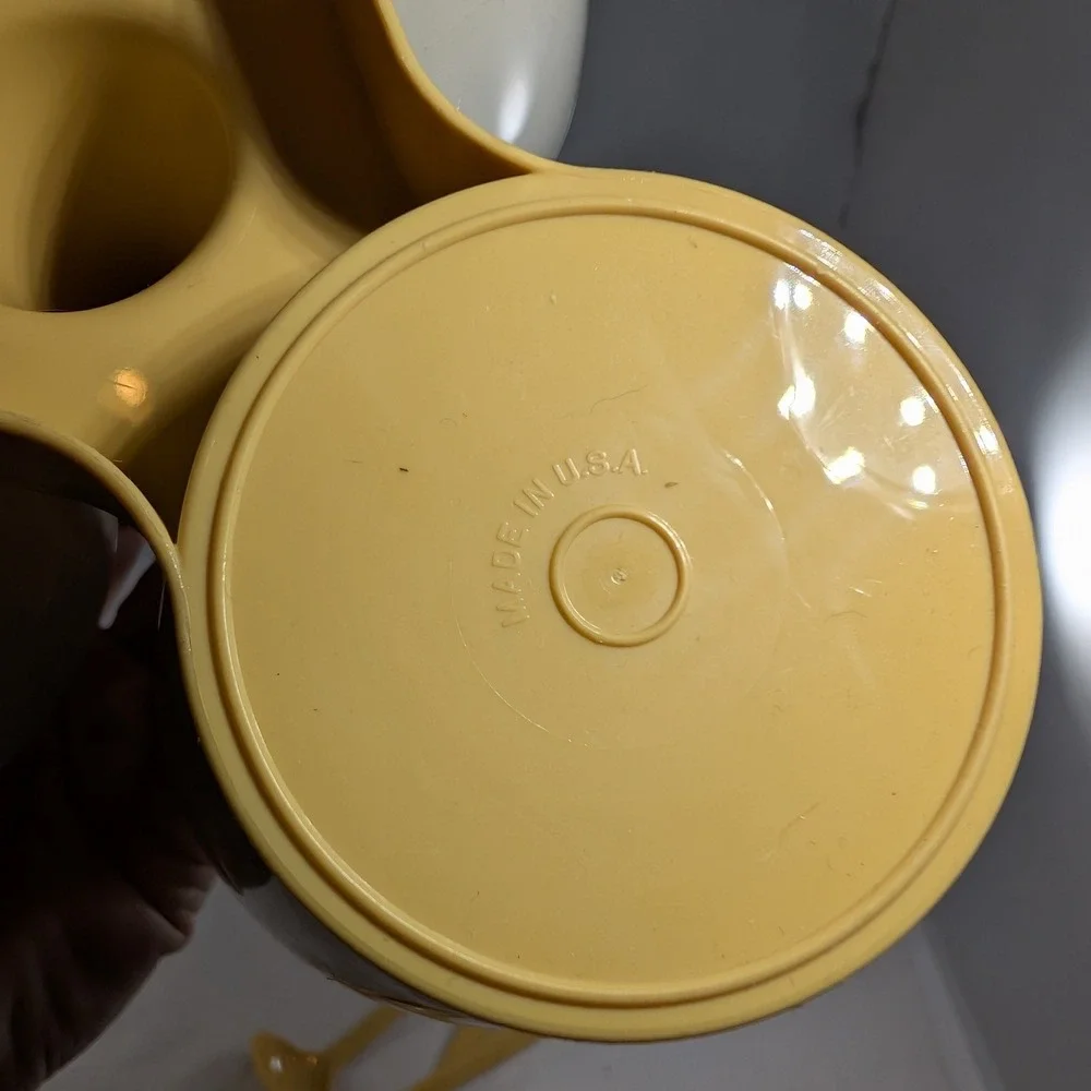 Vintage Tupperware Condiment Caddy 3 Bowls Lids Ladles Harvest Gold Cream 733-4